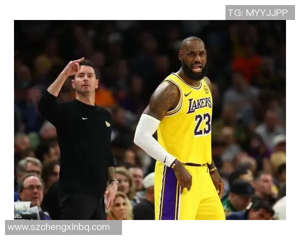 怎么处理防卫？雷迪克：打磨好细节 詹姆斯：赛季才刚开始需磨合